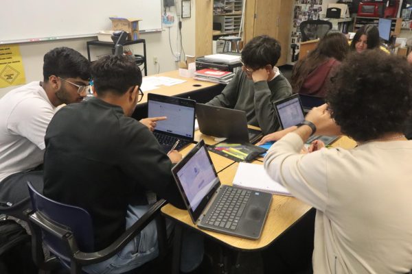 Ap students Studying for the Exam